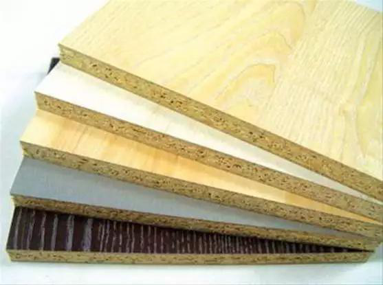 又有學(xué)生因室內(nèi)甲醛超標(biāo)中毒？買什么家具才能讓人放心？